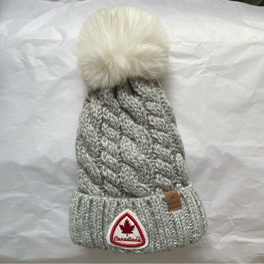 Canadiana Pompom Beanie Hat Sherpa Lined Thick Snow Knit Cap ONE Size, New
